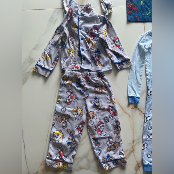 Spiderman Blue and Red Pajama Set for Ultimate Comfort - Picture 3 of 9